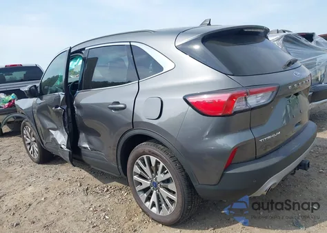 2022 Ford Escape Titanium из США, поврежденный, VIN 1FMCU9J91NUB87215